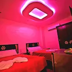 Pyramids Magic Inn