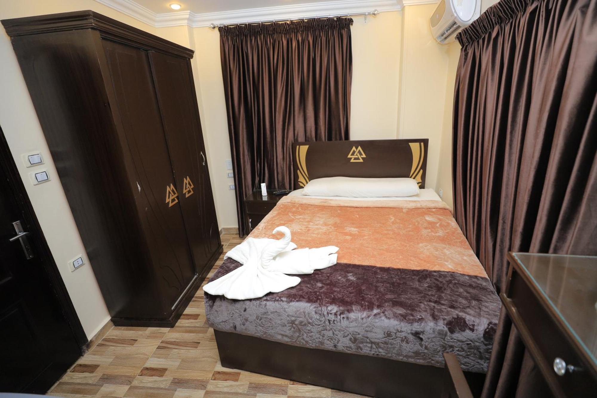 Hotel Pyramids Magic 3*