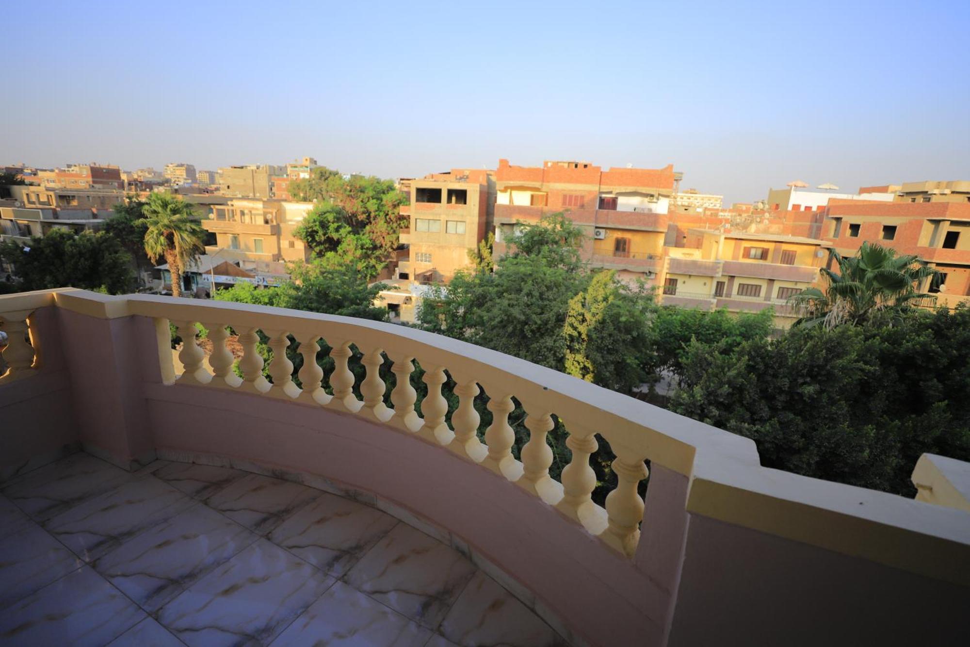 Hotel Pyramids Magic Kairo
