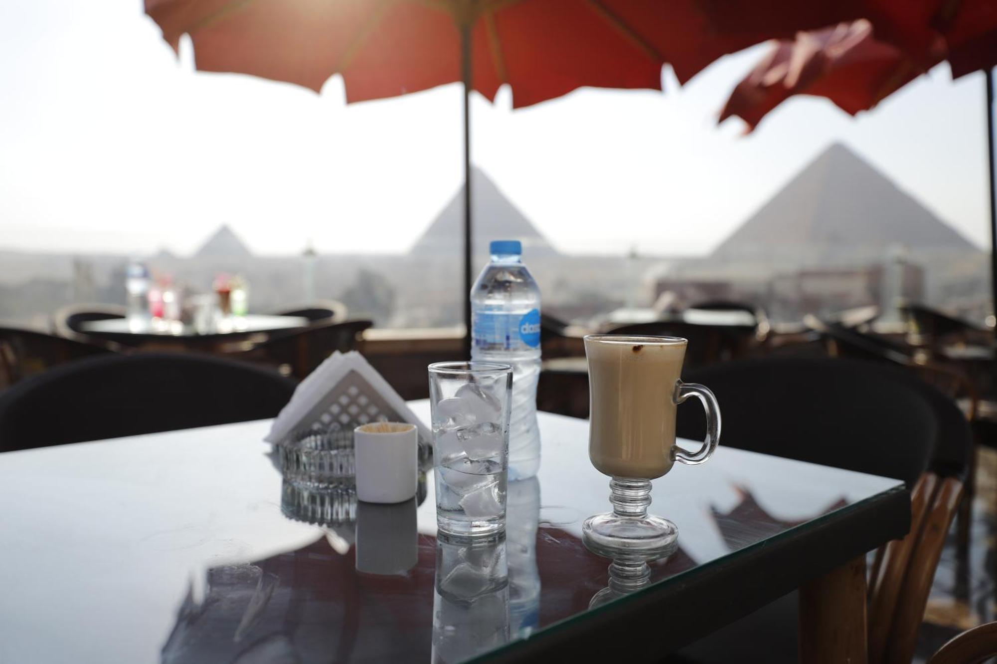 Pyramids Magic
